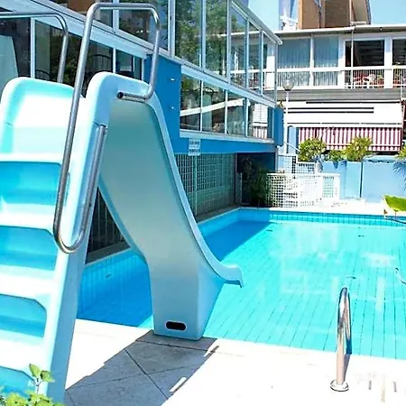 Hotel Diamond 3*