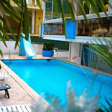 Diamond Hotel