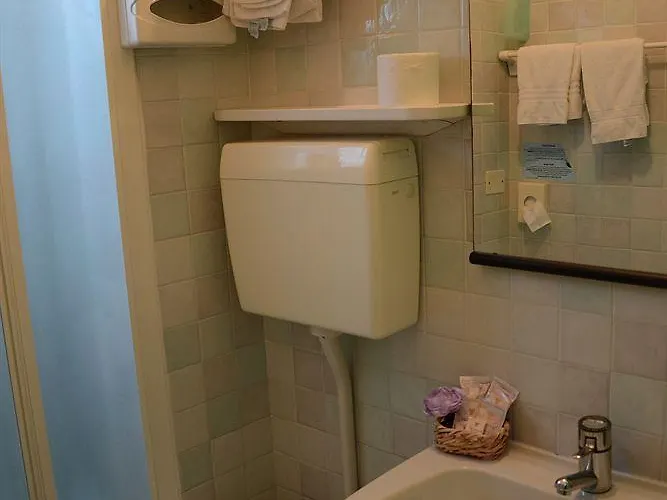 Ξενοδοχείο Diamond 3*